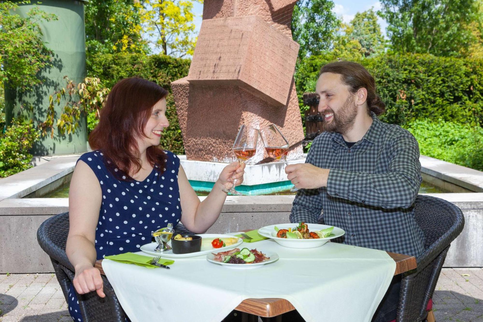 Best Western Wein- Und Parkhotel Nierstein Buitenkant foto