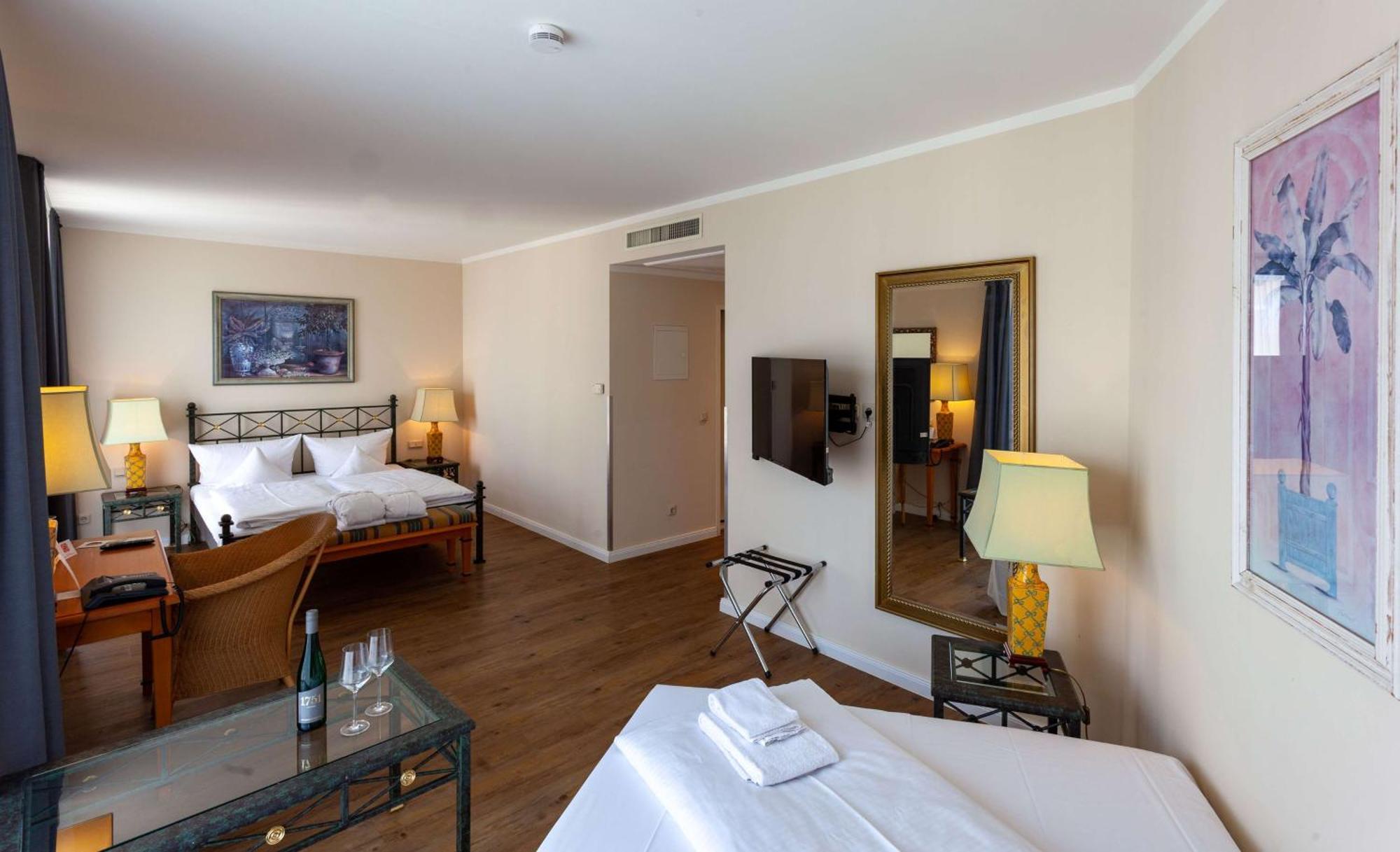 Best Western Wein- Und Parkhotel Nierstein Buitenkant foto