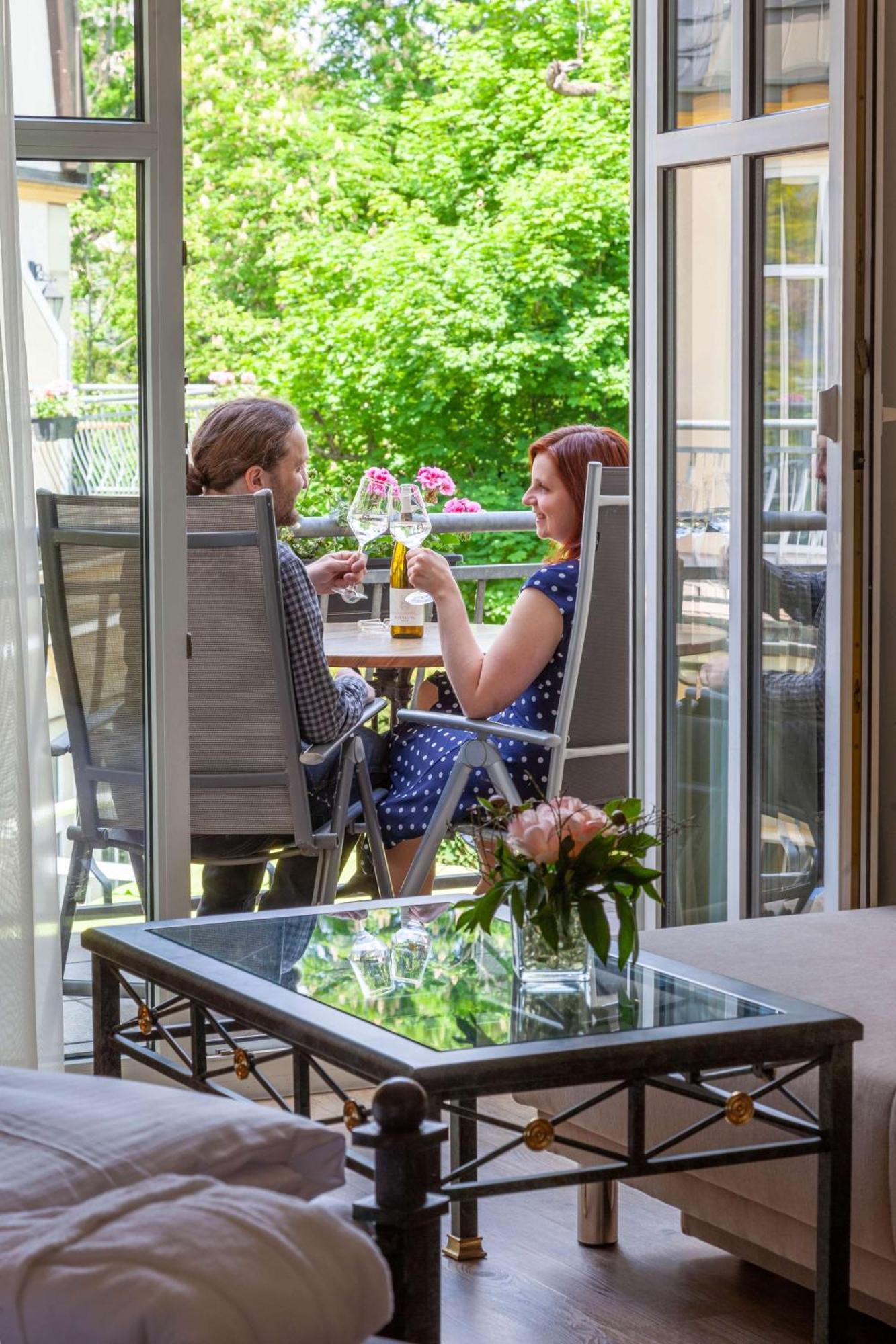 Best Western Wein- Und Parkhotel Nierstein Buitenkant foto